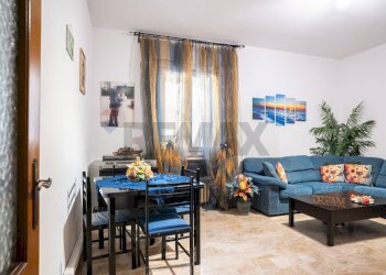 Sala da pranzo - Trilocale Piazza Don Primo Mazzolari
 
11, Viadana - foto 1