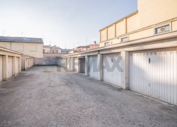 Terrazza - Trilocale Piazza Don Primo Mazzolari
 
11, Viadana - foto 36