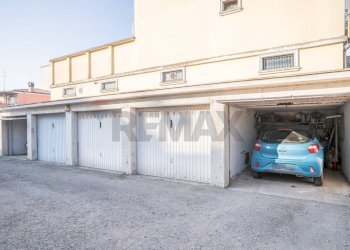 Edificio all\'aperto - Trilocale Piazza Don Primo Mazzolari
 
11, Viadana - foto 37