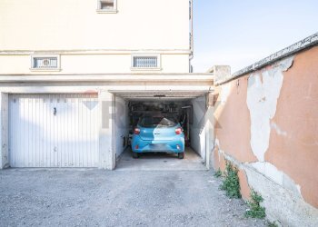 Parcheggio - Trilocale Piazza Don Primo Mazzolari
 
11, Viadana - foto 38