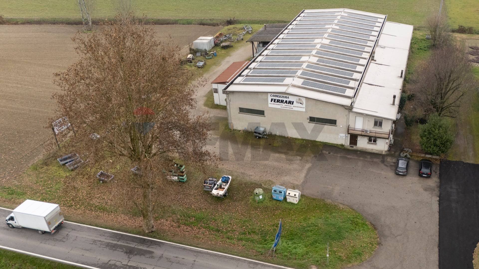 Edificio all\'aperto - Shed Via Carboni
 
127, Luzzara - photo 1