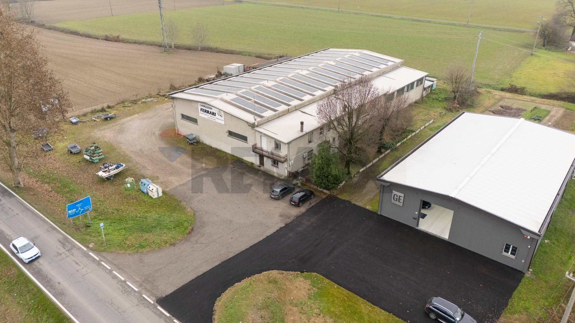 Edificio all\'aperto - Shed Via Carboni
 
127, Luzzara - photo 2