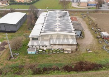 Edificio all\'aperto - Capannone Via Carboni
 
127, Luzzara - foto 4