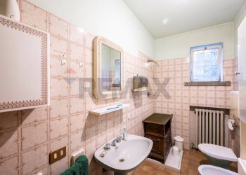 Bagno - Capannone Via Carboni
 
127, Luzzara - foto 18