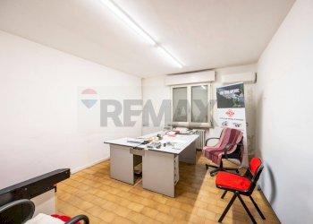 Ufficio - Capannone Via Carboni
 
127, Luzzara - foto 28