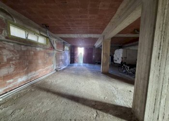 Parcheggio - Box Viale Pietro Nenni
 
42, Floridia - foto 5