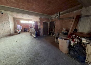 Parcheggio - Box Viale Pietro Nenni
 
42, Floridia - foto 8