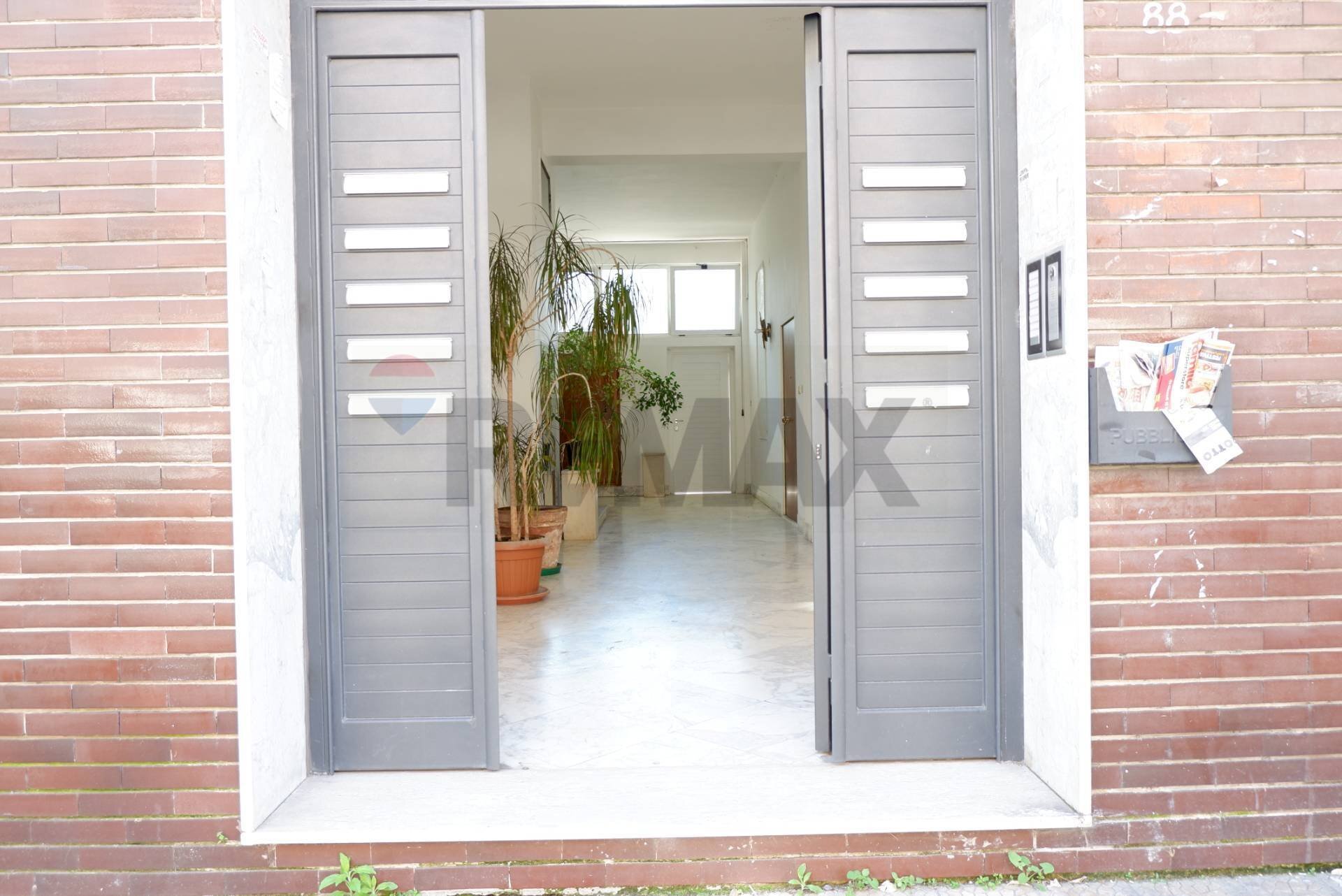 Edificio all\'aperto - Office Via Ferrarecce
 
110, Caserta - photo 2