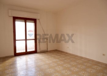 Stanza vuota - Office Via Ferrarecce
110, Caserta - photo 16