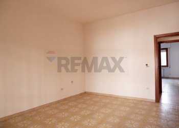 Stanza vuota - Office Via Ferrarecce
110, Caserta - photo 17