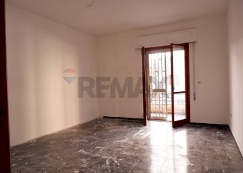 Stanza vuota - Office Via Ferrarecce
110, Caserta - photo 18