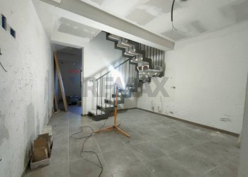 Scale - Casa semi indipendente via della faina, Prata d'Ansidonia - foto 3