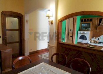 Sala da pranzo - Quadrilocale Santa Maria Capua Vetere - foto 8