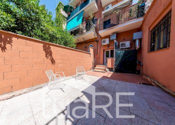 Foto 2 - Negozio Via Garibaldi, Roma - foto 2