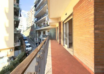 Balcone - Quadrilocale Corso Amedeo di Savoia
 
210, Napoli - foto 10