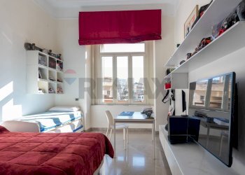 Camera / camera da letto - Apartment Via Domenico Cimarosa
 
65, Napoli - photo 24