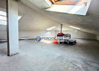 mansarda - Casa semi indipendente via quasimodo, Carrara - foto 25