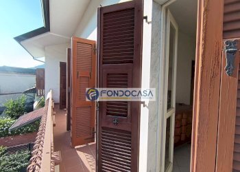 balcone - Casa semi indipendente via quasimodo, Carrara - foto 26