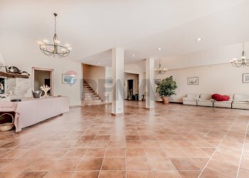 Soggiorno - Villa Sant'Angelo Romano - photo 8