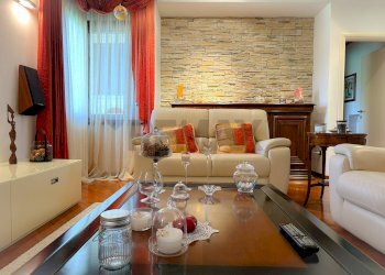 Soggiorno - Villa Via Selva
1, Montaquila - foto 27