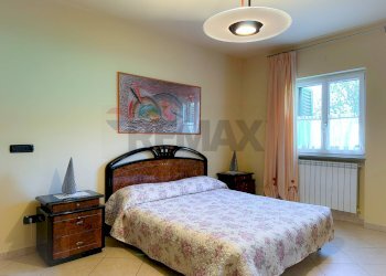 Camera / camera da letto - Villa Via Selva
1, Montaquila - foto 106