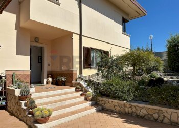 Casa all\'aperto - Villa Via Selva
1, Montaquila - foto 132