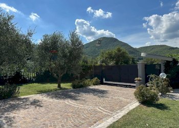 Vista delle montagne - Villa Via Selva
1, Montaquila - foto 142