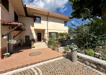 Casa all\'aperto - Villa Via Selva
1, Montaquila - foto 148