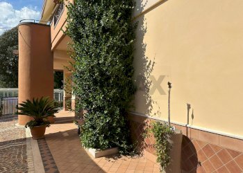 Terrazza - Villa Via Selva
1, Montaquila - foto 150