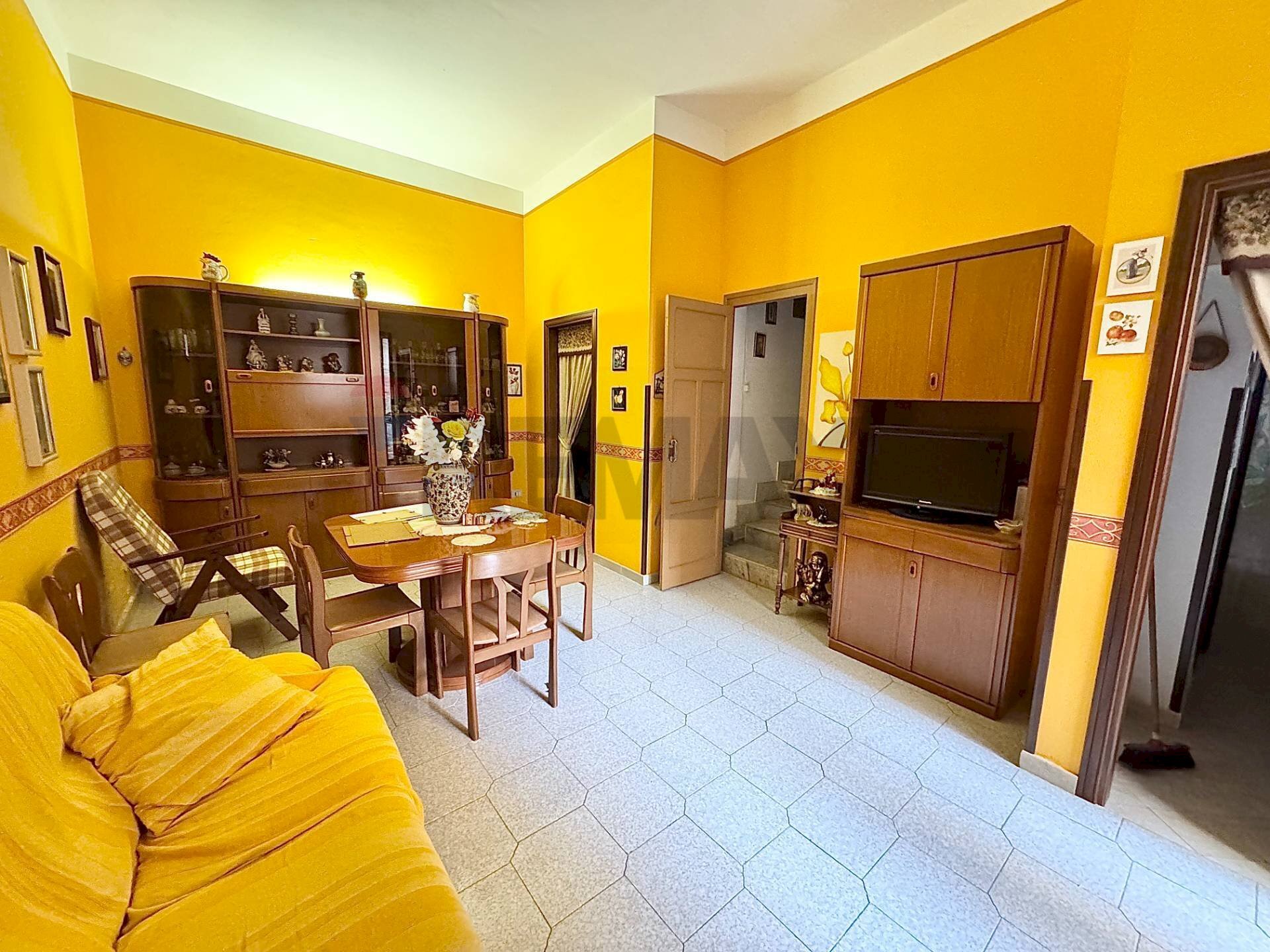 Sala da pranzo - Casa indipendente Via La Masa
 
18, Villabate - foto 1