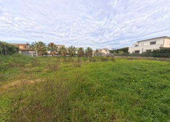 Giardino - Terreno edificabile Via Rocco Dicillo
 
20, Carini - foto 1