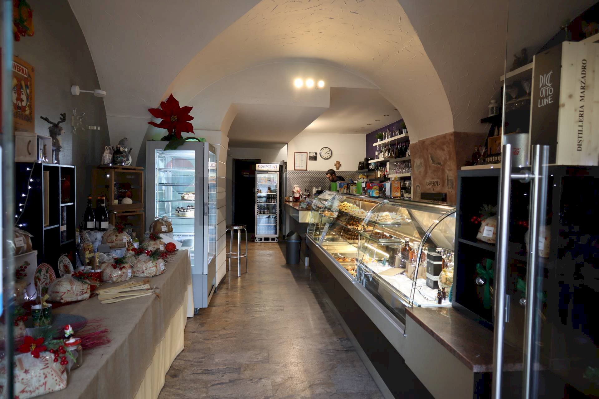 Cucina - Locale Commerciale p.zza Duomo
 
4, Chiaramonte Gulfi - foto 1