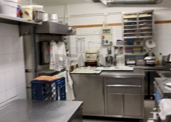 Cucina - Locale Commerciale p.zza Duomo
 
4, Chiaramonte Gulfi - foto 7