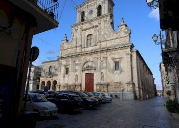 Edificio all\'aperto - Locale Commerciale p.zza Duomo
 
4, Chiaramonte Gulfi - foto 19