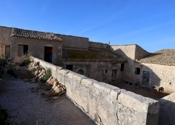 Edificio all\'aperto - Rustico Cda Cilone/Maurino
 
snc, Ragusa - foto 30
