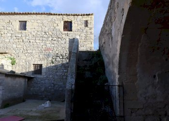 Edificio all\'aperto - Rustico Cda Cilone/Maurino
 
snc, Ragusa - foto 36