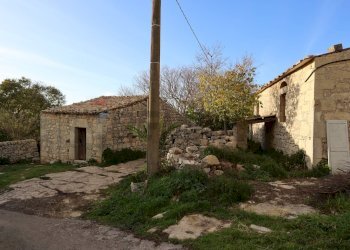Giardino - Rustico Cda Cilone/Maurino
 
snc, Ragusa - foto 70