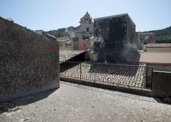 Edificio all\'aperto - Casa indipendente via Albana
 
14, Chiaramonte Gulfi - foto 2