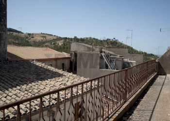 Balcone - Casa indipendente via Albana
 
14, Chiaramonte Gulfi - foto 4