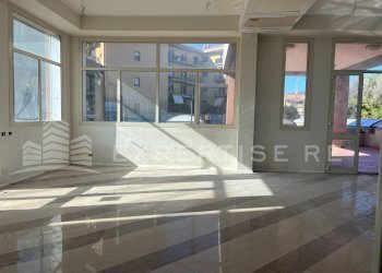 Foto 13 - Commercial Premises Via del Potatore
 
56, Catania - photo 12