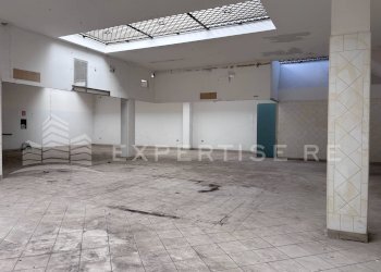 Foto 25 - Commercial Premises Via del Potatore
 
56, Catania - photo 23