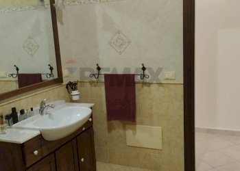 Bagno - Appartamento via Serradifalco
 
22, Bagheria - foto 17