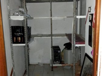 Foto 12 - Attività Commerciale Piazza Grande
 
1, Livorno - foto 11