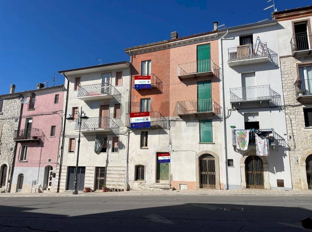 Edificio all\'aperto - Apartment Corso Umberto I
 
115, Montagano - photo 1