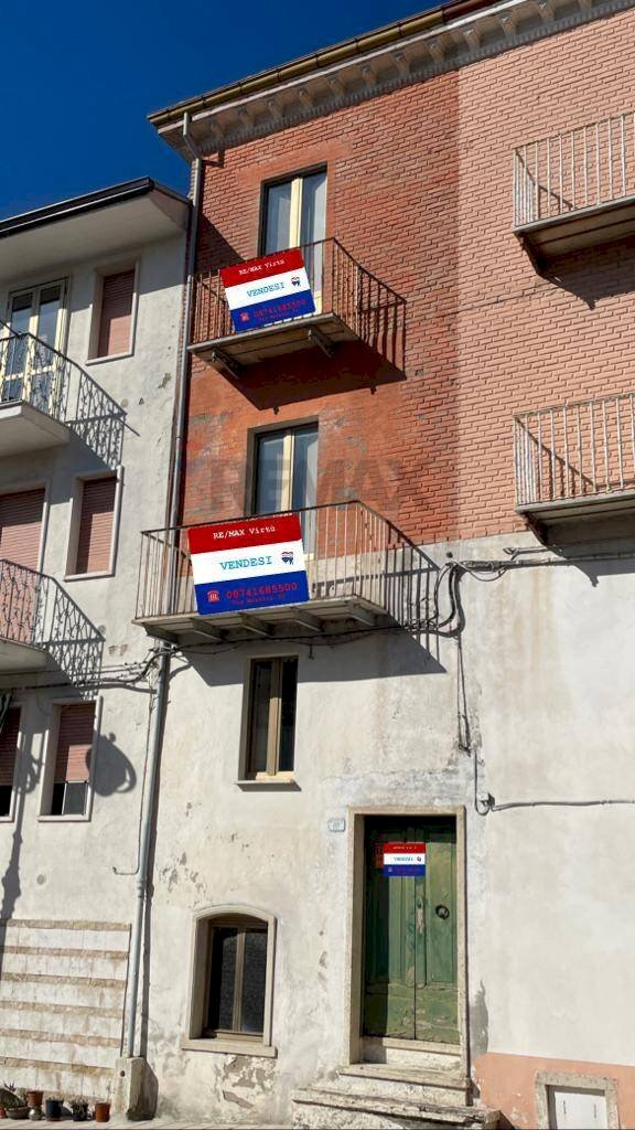 Edificio all\'aperto - Apartment Corso Umberto I
 
115, Montagano - photo 2