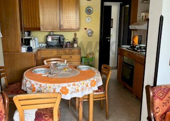 Sala da pranzo - Villa Contrada Masseria D'amari
 
99, Misilmeri - photo 10