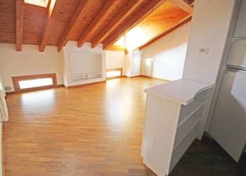 Soggiorno - Attico via Garibaldi, Bergamo - foto 2