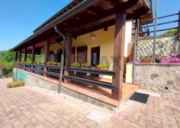 Terrazza - Farm Via Madonna delle Vigne, Castelli Calepio - photo 3