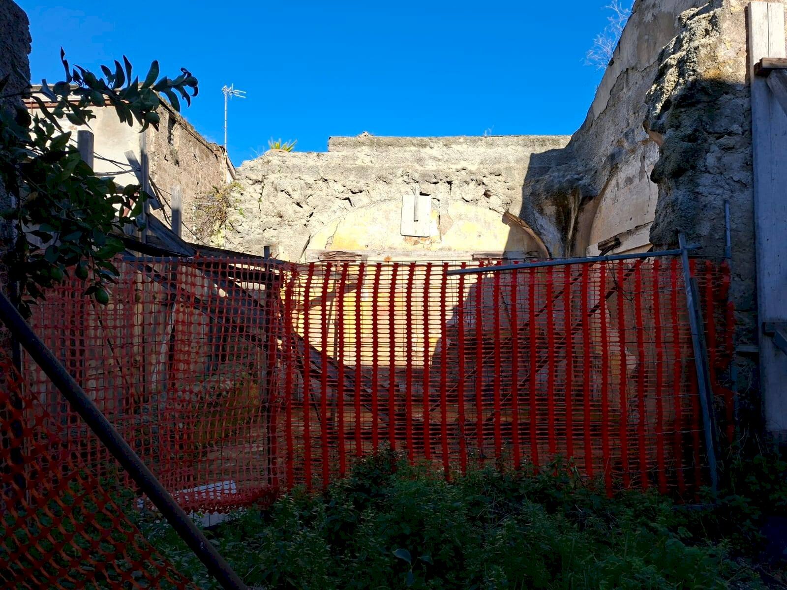 Foto 1 - Rustico Via Santacroce
 
42, Casagiove - foto 1