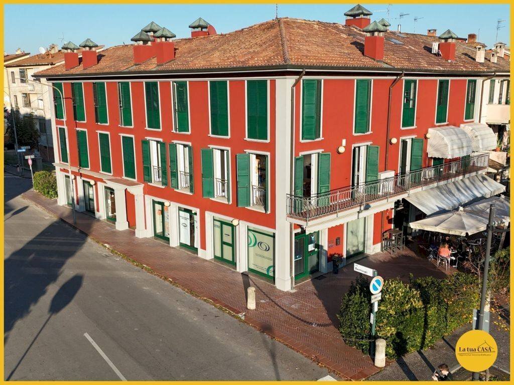 Foto 3 - Locale Commerciale Via Bentivogli
 
6, Molinella - foto 3